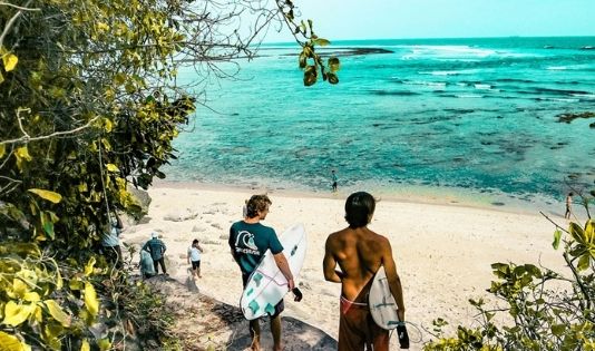 Liburan ke pantai tersembunyi di Bali