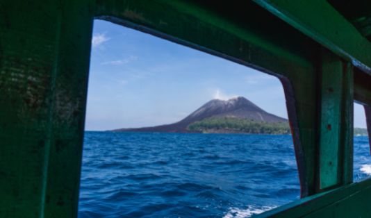 Anak Gunung Krakatau Sebesi 5