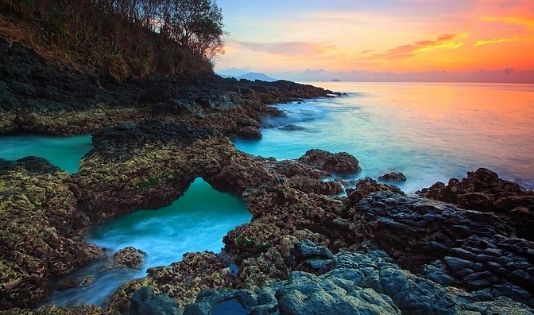Liburan ke Pantai tersembunyi Bali