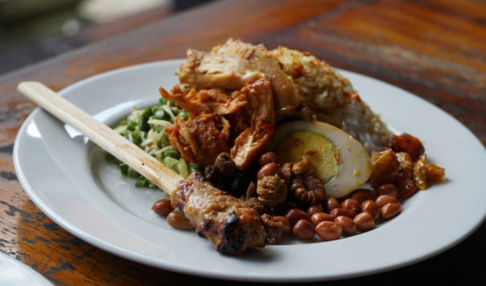 Catat, 7 Rekomendasi Kuliner Halal di Ubud!