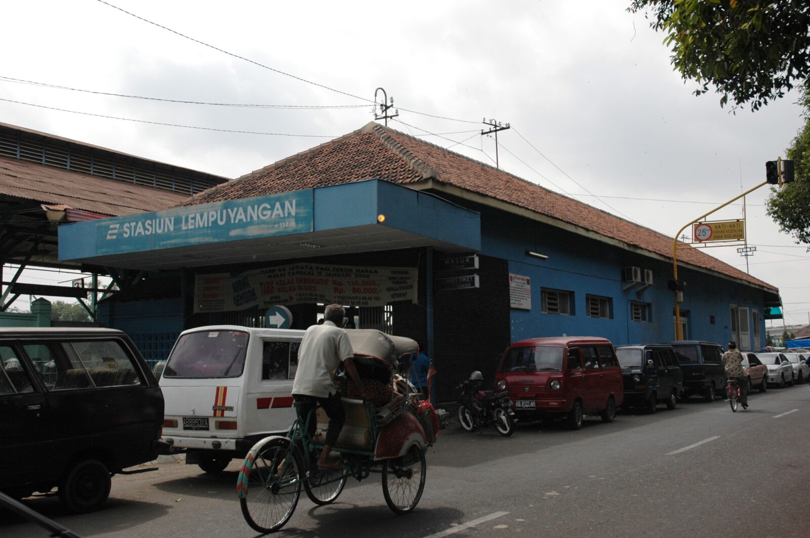 Stasiun Lempuyangan Yogyakarta Juga Punya Destinasi Wisata Menarik ...