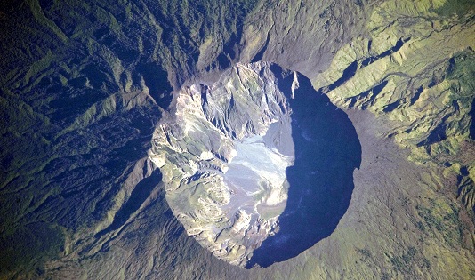 Gunung Tambora di Bima