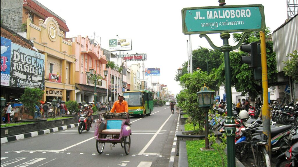 Bandung vs Jogja