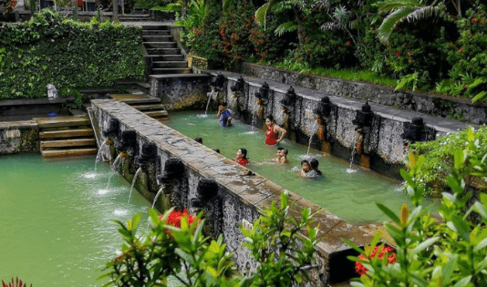 7 Destinasi Wisata di Bali Utara, Perpaduan antara Alam dan Nuansa Spiritual