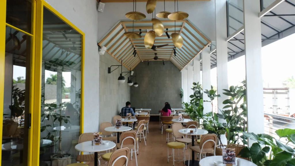 5 Kafe Outdoor di PIK Ini, Jadi Tempat Nongkrong yang Lagi Ngehits