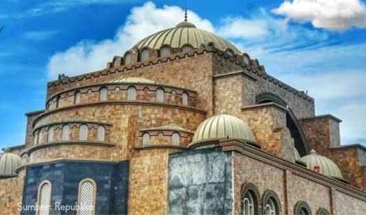 Masjid Unik di Kota Malang, Benarkah Ada yang Dibangun Jin?