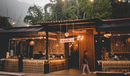 Uji Nyali, Mencoba Kopi Walik dan Menu Lainnya di 5 Cafe Sukapura Sepanjang Perjalanan Wisata Bromo