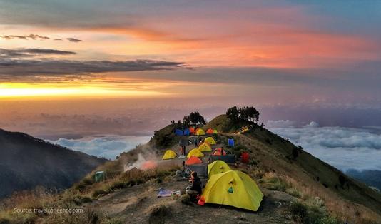 Paket Pendakian Rinjani, Menyapa Langit Lombok Hingga Menyelami Perairan Gili Trawangan