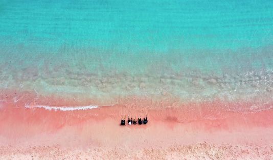 pink beach, labuan bajo, Cheap Trip to Labuan Bajo