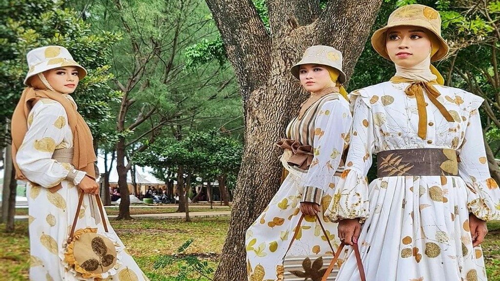 Seni Ecoprint Ramah Alam, Siap Majukan Fashion dan Sustainable Tourism di Tuban 2022