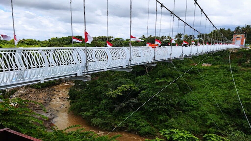 Jembatan Kaca Bali