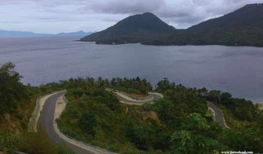 open trip Pulau Weh, museum tsunami aceh, monumen pltd apung, masjid raya baiturrahman, bukit balohan, tugu nol kilometer, pulau klah, benteng anoi itam, pantai sumur tiga, pantai iboih, pulau rubiah, gua sarang, pantai pasir putih aceh,