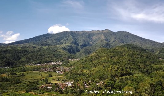 Rekomendasi Gunung untuk Pemula di Jawa Tengah Gunung Prau