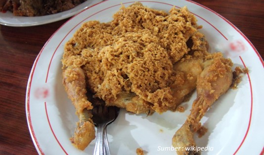 Ayam Goreng khas Nusantara yang Terkenal