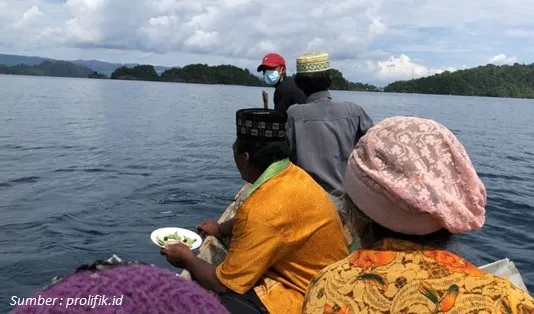 Tradisi Budaya Sombori Pamalupaan