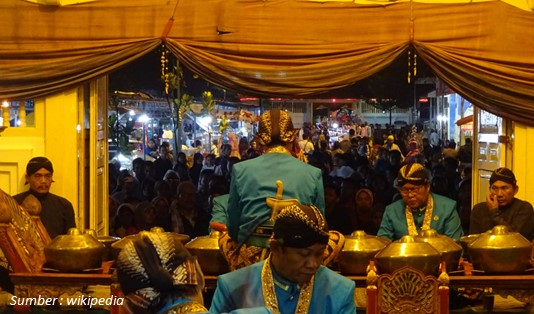 Kearifan Lokal Daerah Istimewa Yogyakarta Gamelan