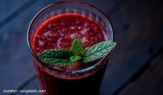 Minuman untuk Menurunkan Kadar Gula Darah Jus Tomat