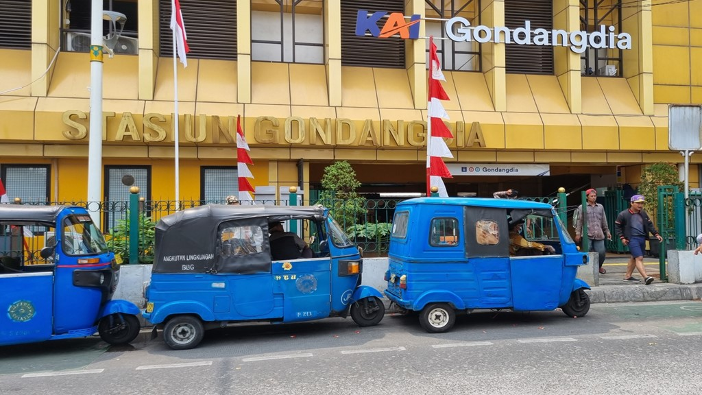 Wisata dekat stasiun Gondangdia