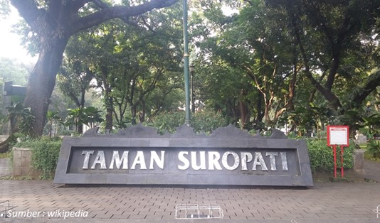 Wisata dekat stasiun Gondangdia Taman Surapati