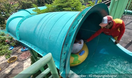 Daya Tarik Utama The Jungle Waterpark Bogor