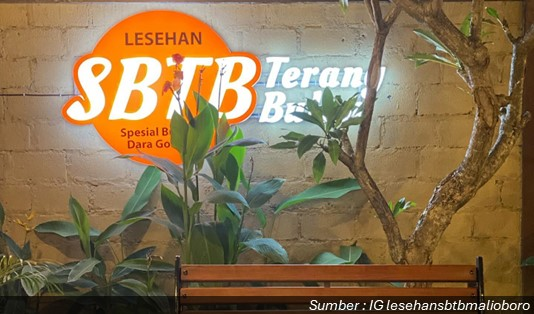 Lesehan SBTB Terang Bulan Malioboro