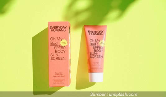 Jangan Lupakan Sunscreen untuk Melindungi Kulit dari Sinar UV