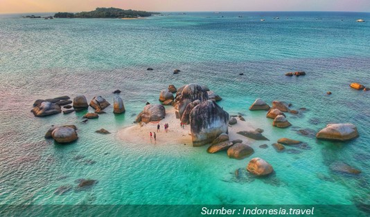 Pesona Pantai Tanjung Kelayang